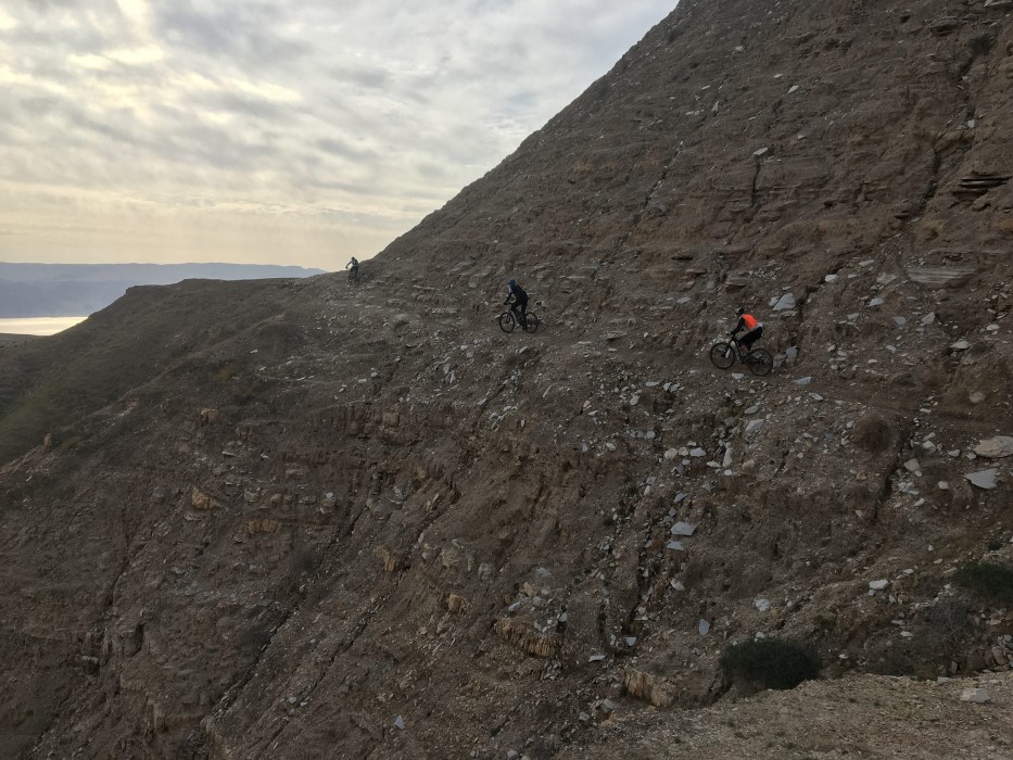 רוחות מזרחיות- מסלולי טיול בצפון מדבר יהודה