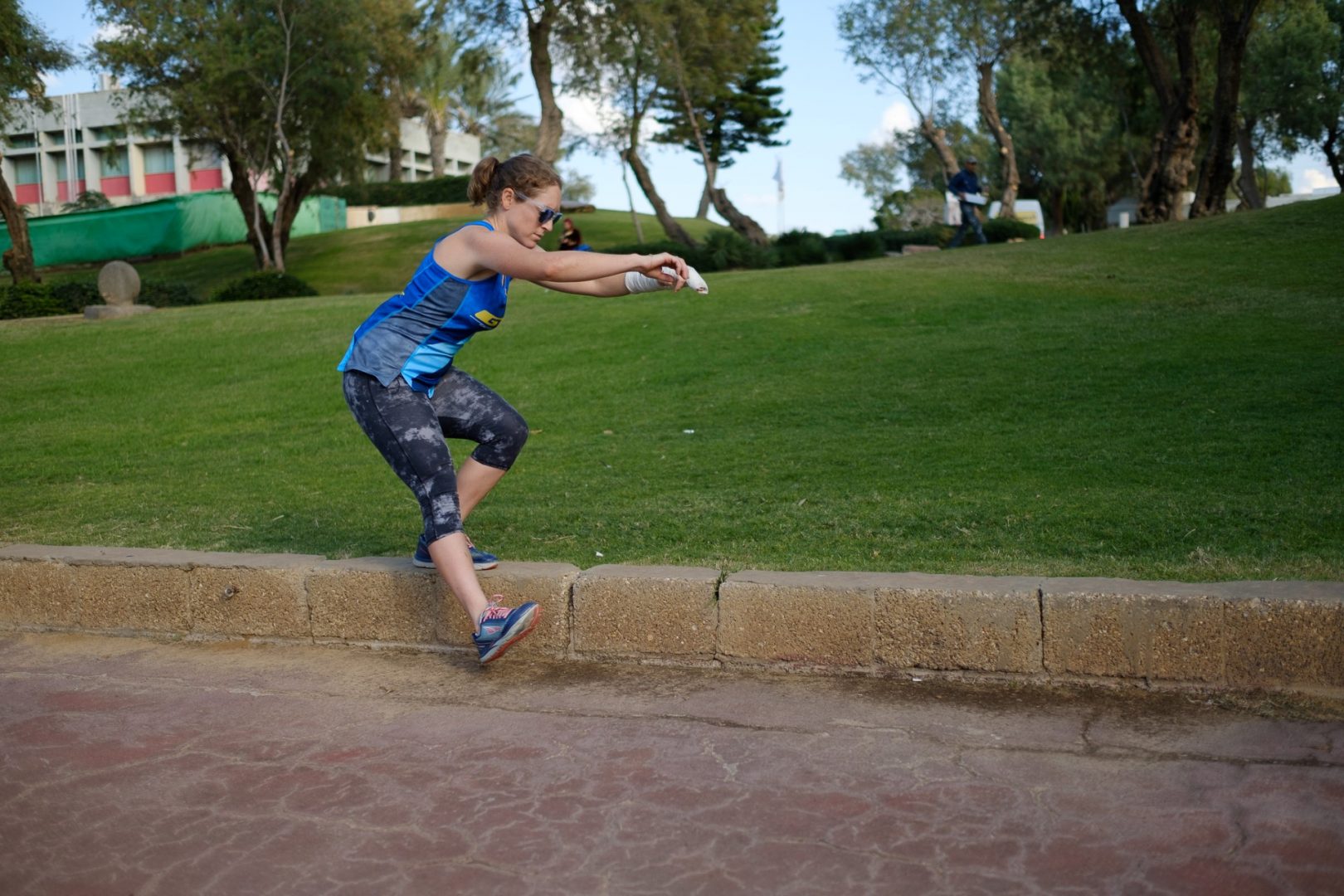 מכה קלה בכנף (האנדורו)…- נוגה כורם מכה קלה בכנף (האנדורו)…- נוגה כורם