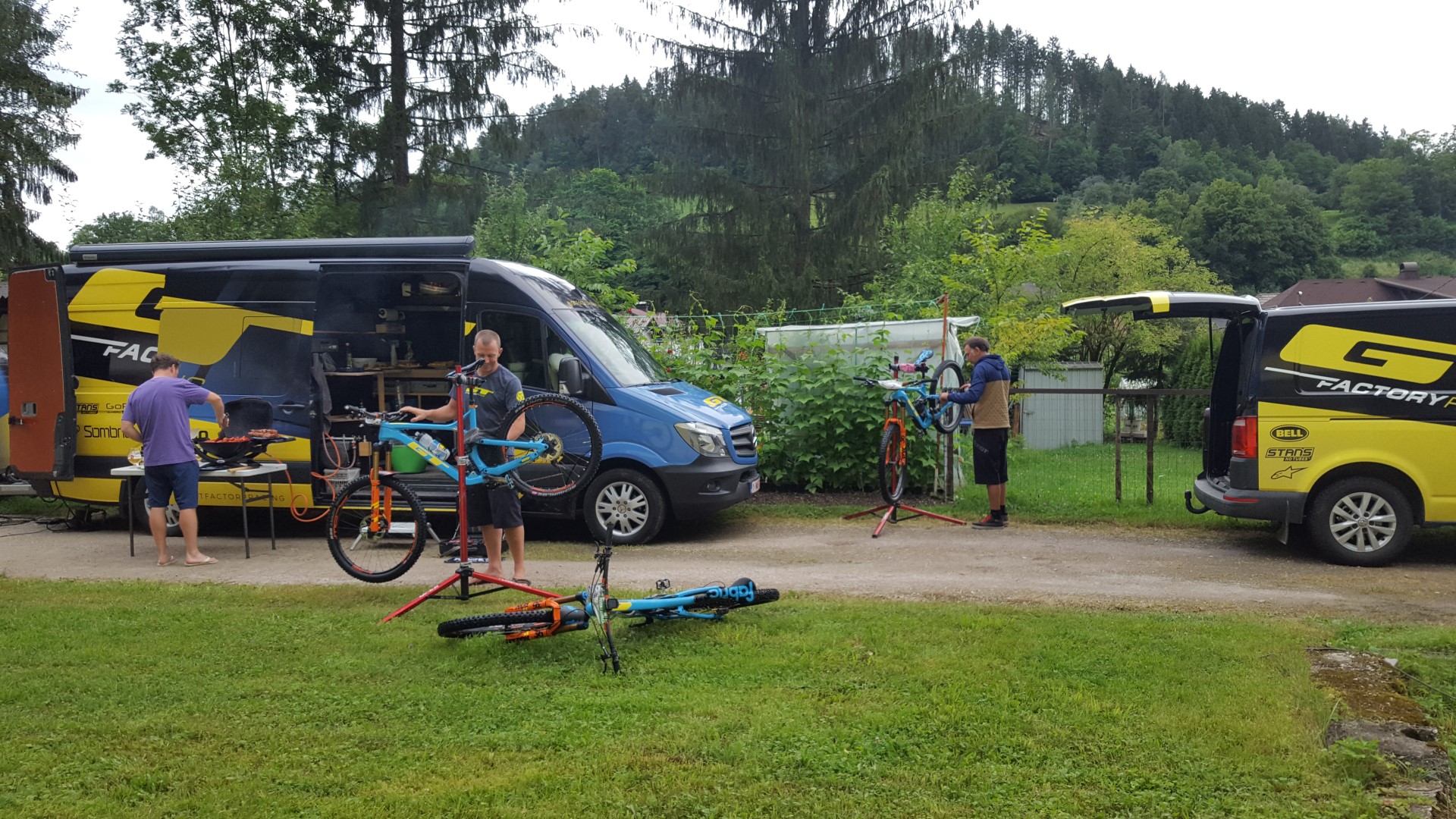 מכה קלה בכנף (האנדורו)…- נוגה כורם מכה קלה בכנף (האנדורו)…- נוגה כורם