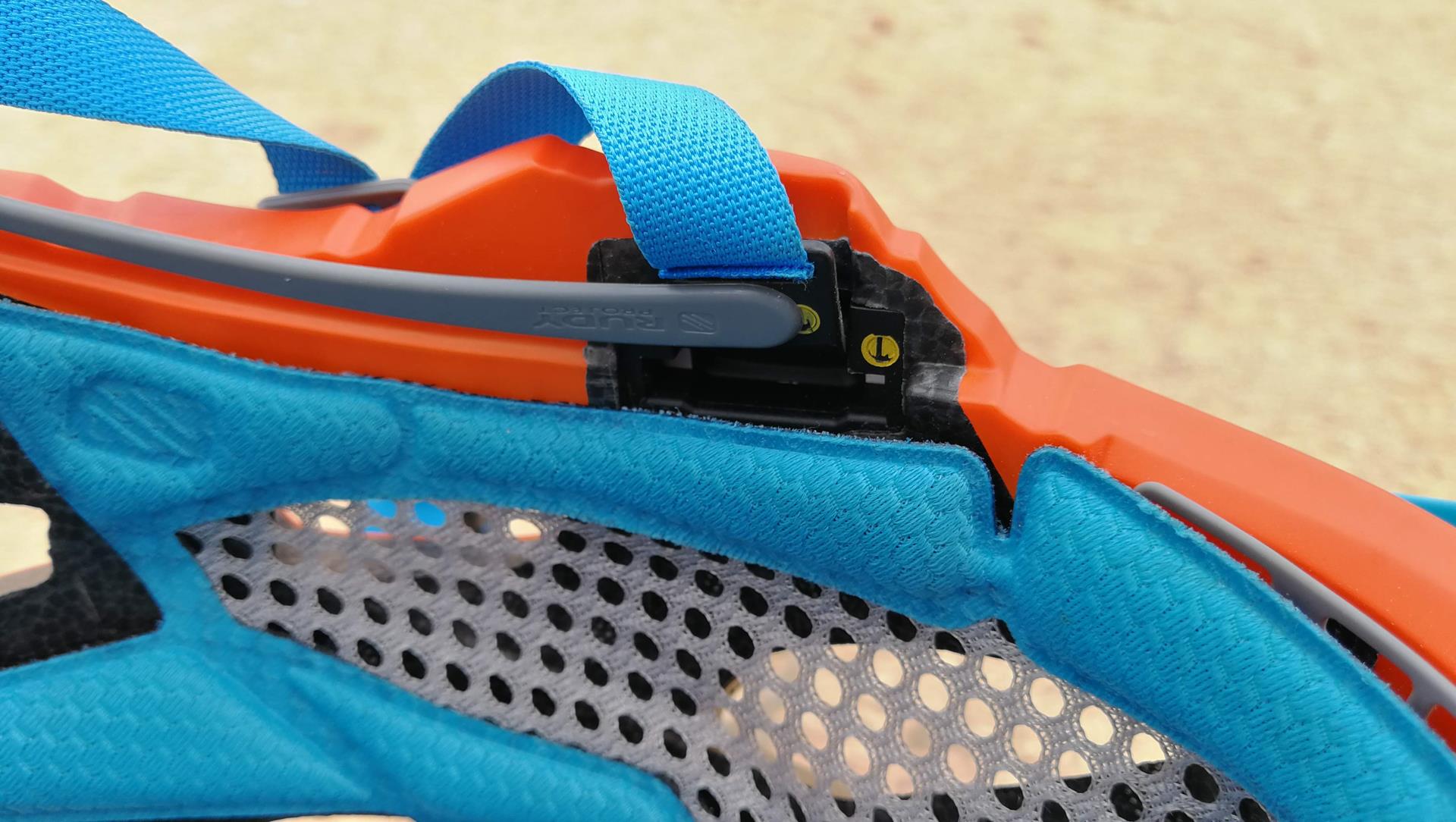 קסדה במבחן Rudy Project Protera