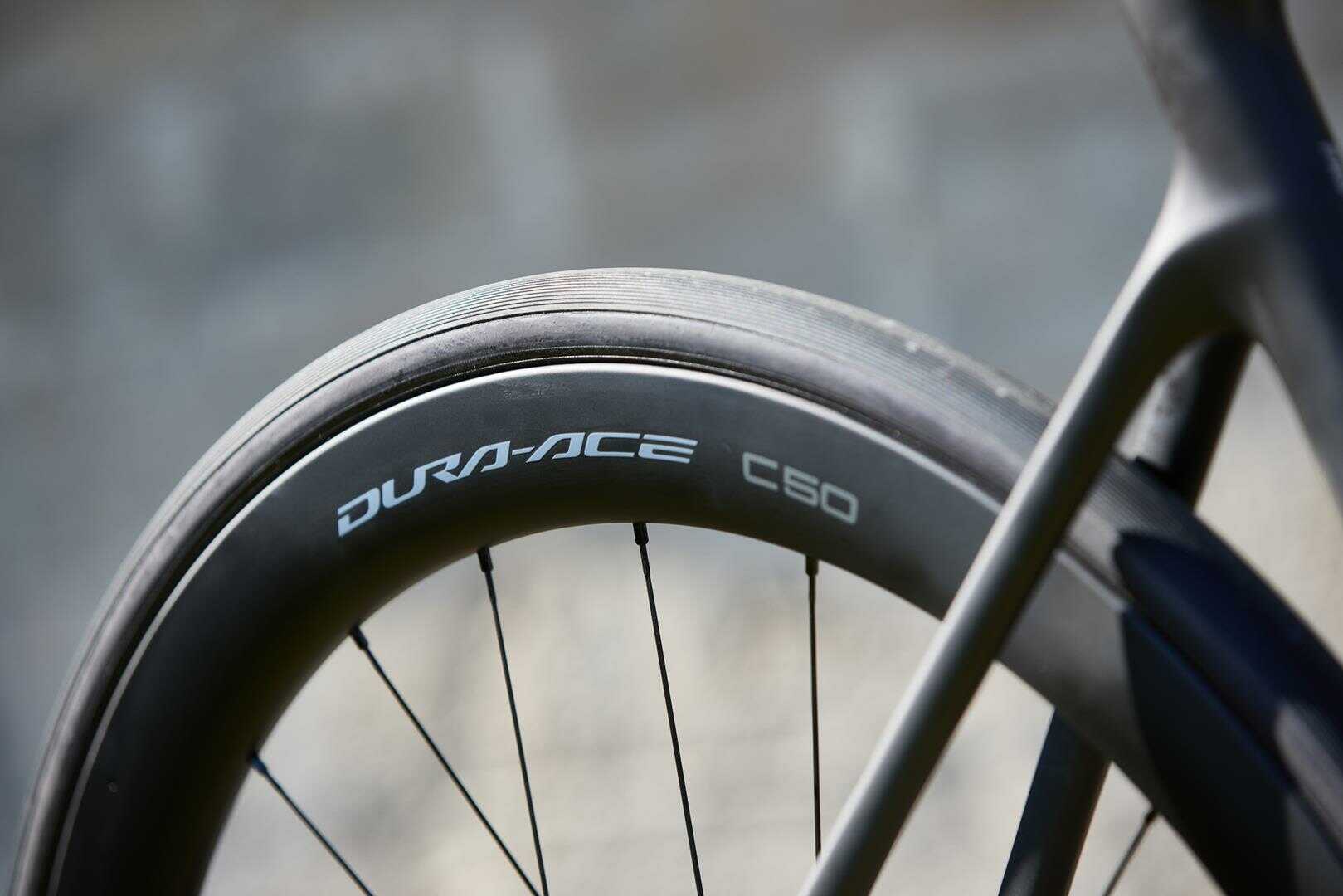 גלגלי קצה לכביש במבחן- Shimano Dura Ace C60